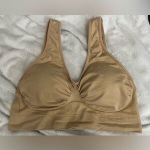 NWOT Rhonda Shear Tan Wireless Bra with Wide Straps